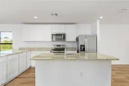 Picture of 2811 NW 2Nd Ave, Cape Coral, FL 33993