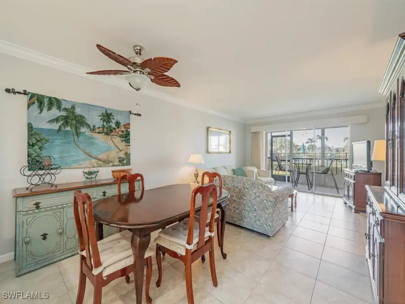 Picture of 37 High Point Cir E 109, Naples FL 34103
