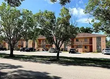 Picture of 2680 Park Windsor Dr 508, Fort Myers FL 33901