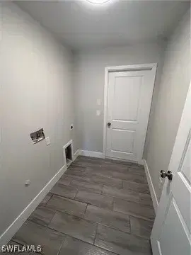 Picture of 2680 Park Windsor Dr 508, Fort Myers FL 33901
