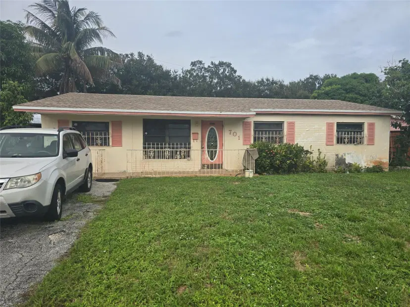 Picture of 701 NE 51St Ct, Deerfield Beach FL 33064