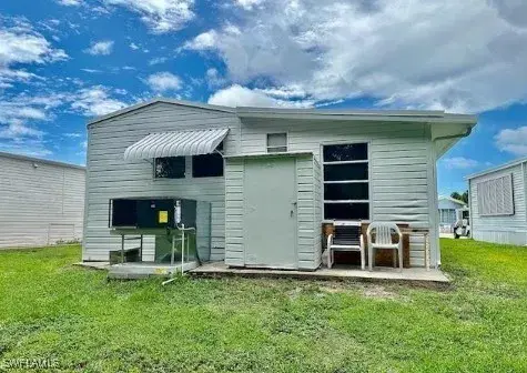 Picture of 5 Bass Ln 5, Naples FL 34114