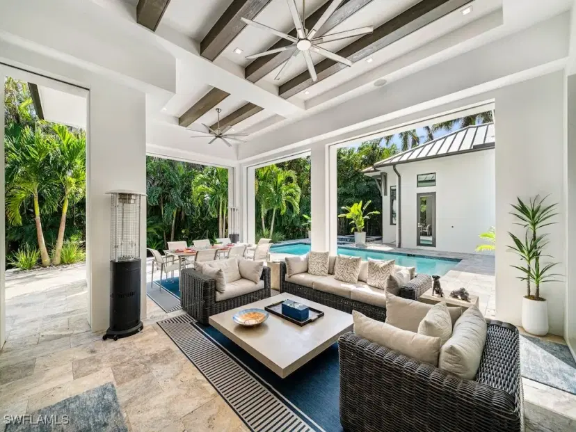 Picture of 3300 Crayton Rd, Naples, FL 34103