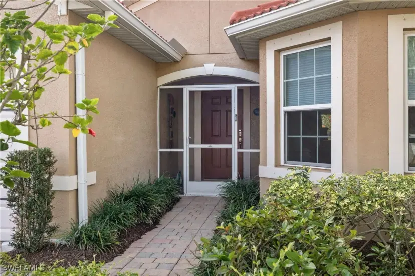 Picture of 15259 Yellow Wood Dr, Alva FL 33920