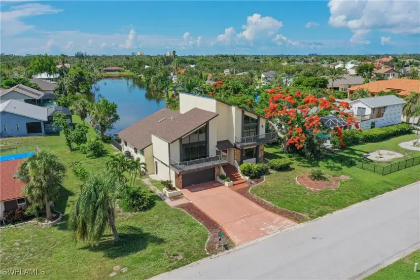Picture of 14979 Bonaire Cir, Fort Myers FL 33908