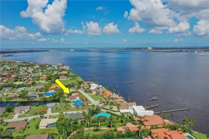 Picture of 14979 Bonaire Cir, Fort Myers FL 33908