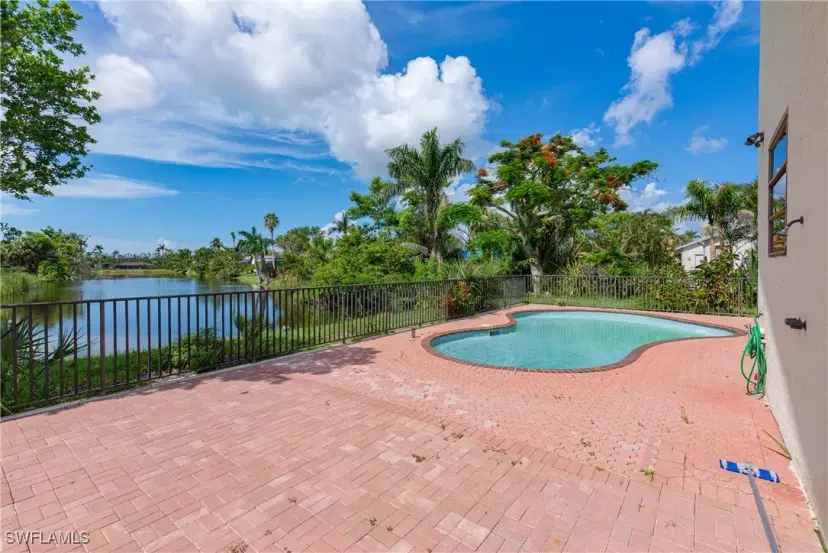 Picture of 14979 Bonaire Cir, Fort Myers FL 33908