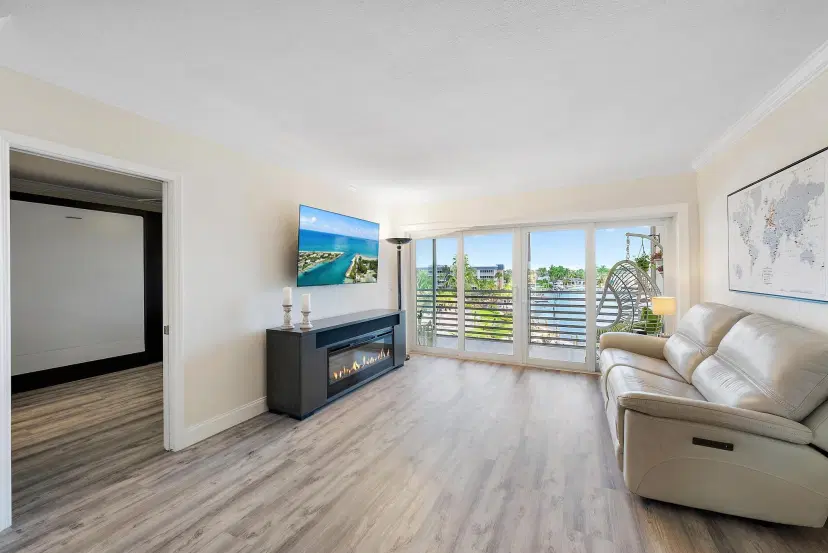 Picture of 951 Spanish Circle 445, Delray Beach FL 33483