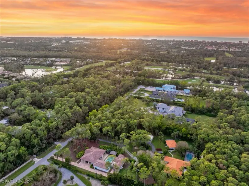 Picture of 2347 Coach House Ln, Naples FL 34105