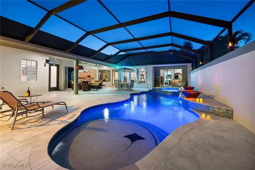 Picture of 15949 Paseo Ln, Naples FL 34110