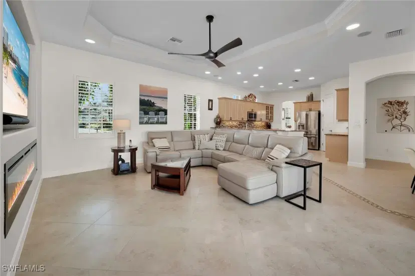 Picture of 15949 Paseo Ln, Naples FL 34110