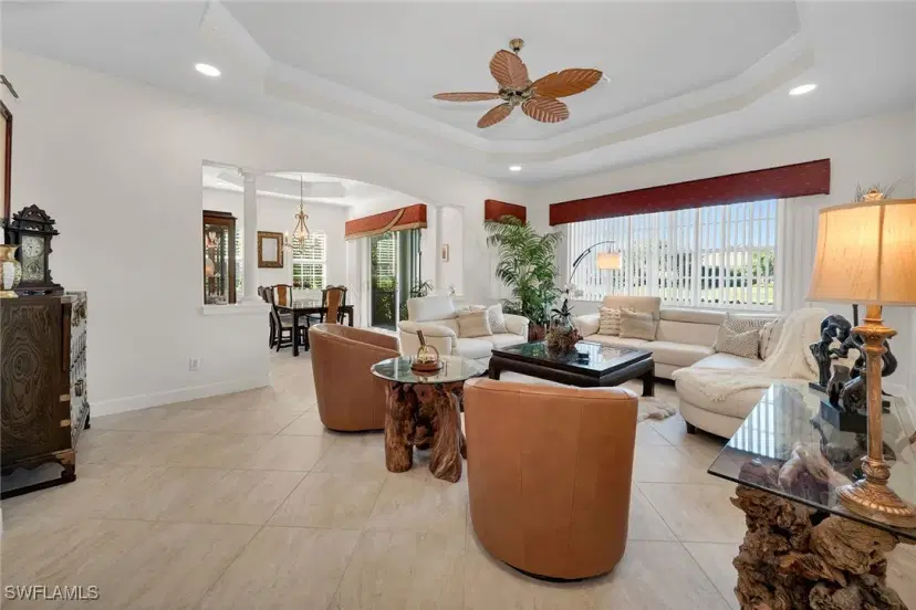 Picture of 15949 Paseo Ln, Naples FL 34110