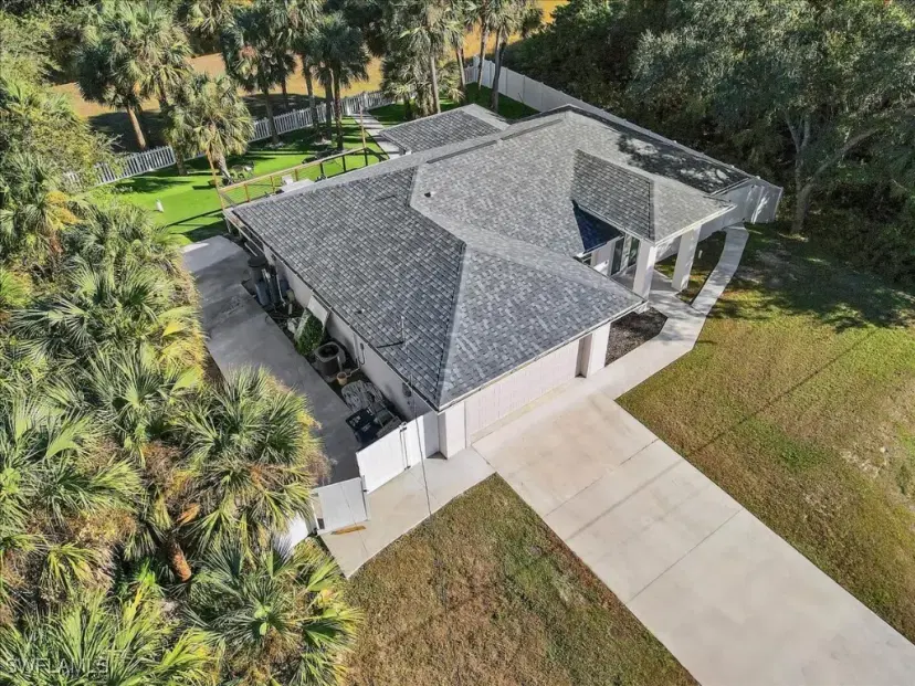 Picture of 155 Thornton Ave S, Lehigh Acres FL 33974
