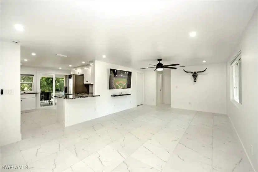 Picture of 13787 River Forest Dr, Fort Myers FL 33905
