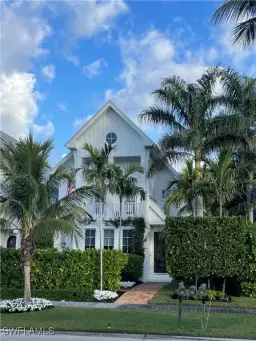Picture of 915 10Th Ave S, Naples, FL 34102
