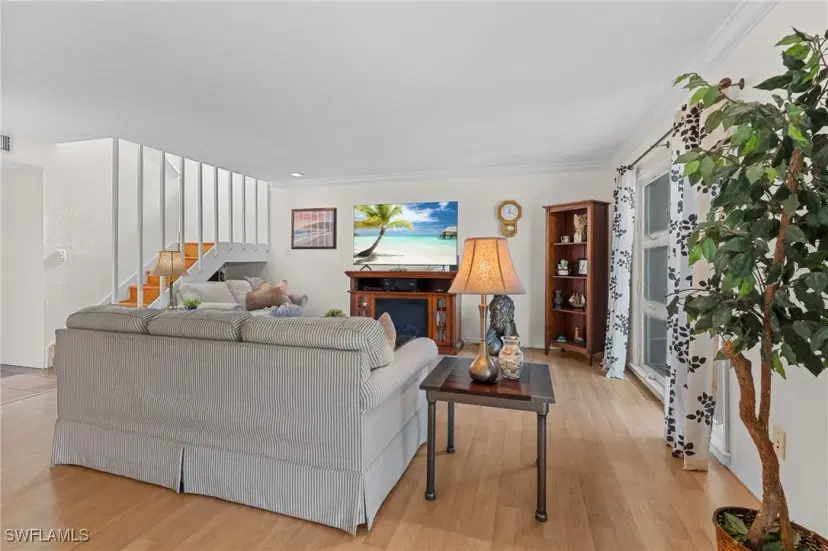 Picture of 4263 Island Cir 3, Fort Myers FL 33919