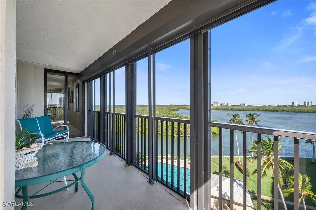Picture of 15 Bluebill Ave 706, Naples, FL 34108