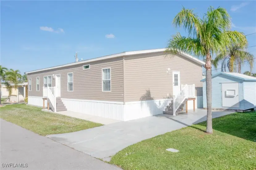 Picture of 24 Red Poinciana Dr, Fort Myers FL 33908