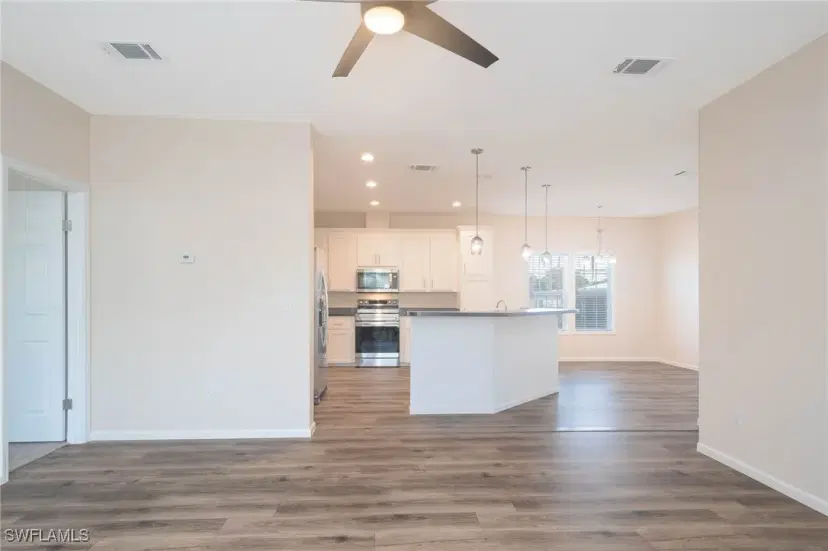Picture of 24 Red Poinciana Dr, Fort Myers FL 33908