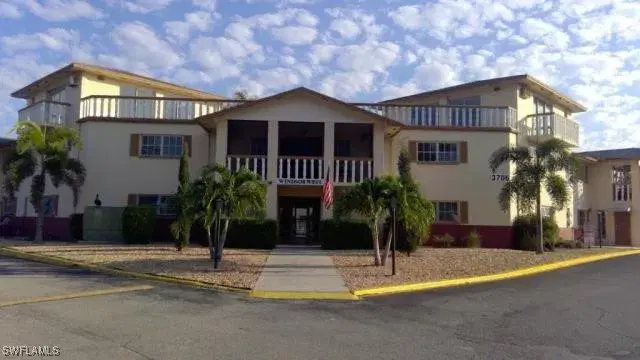 Picture of 3704 Broadway Ave 313, Fort Myers FL 33901