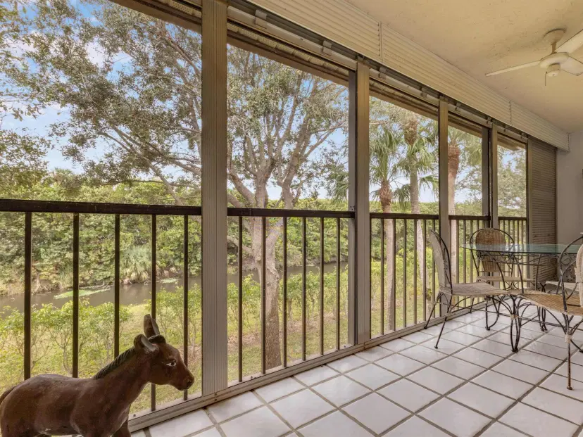 Picture of 7879 Willow Spring Drive 922, Lake Worth FL 33467
