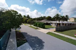Picture of 910 SE 3Rd Avenue Se, Delray Beach, FL 33483