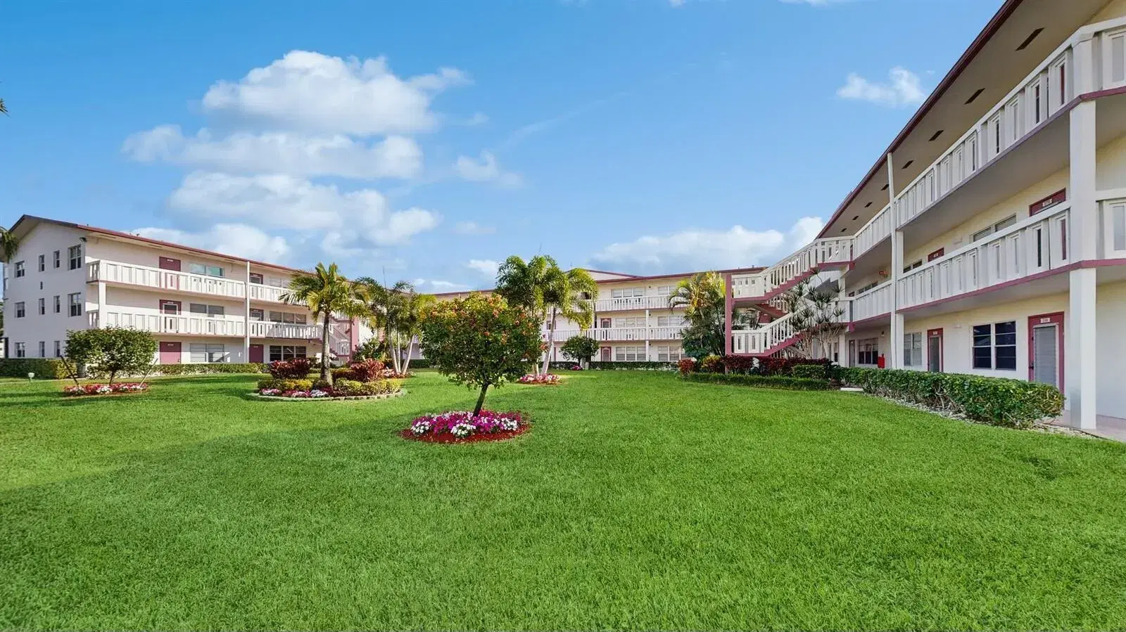Picture of 66 Fanshaw B, Boca Raton, FL 33434