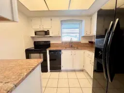 Picture of 2805 Crosley Drive E B, West Palm Beach, FL 33415