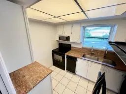 Picture of 2805 Crosley Drive E B, West Palm Beach, FL 33415