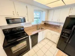 Picture of 2805 Crosley Drive E B, West Palm Beach, FL 33415