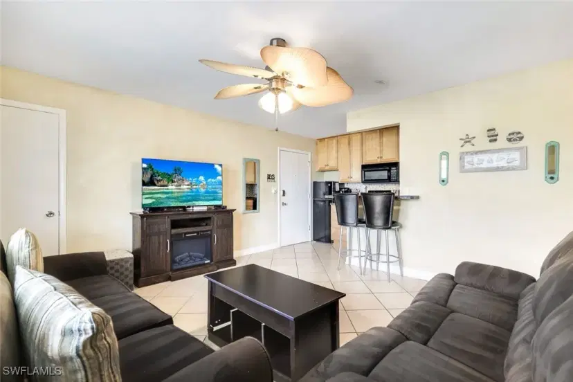 Picture of 457 Tallwood St 406, Marco Island FL 34145