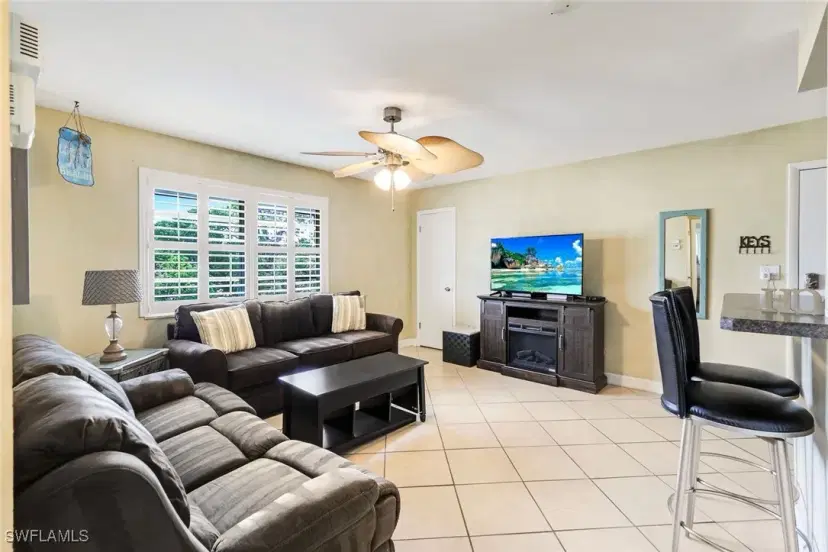 Picture of 457 Tallwood St 406, Marco Island FL 34145