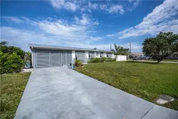 Picture of 909 Versailles Dr, Cape Coral, FL 33904