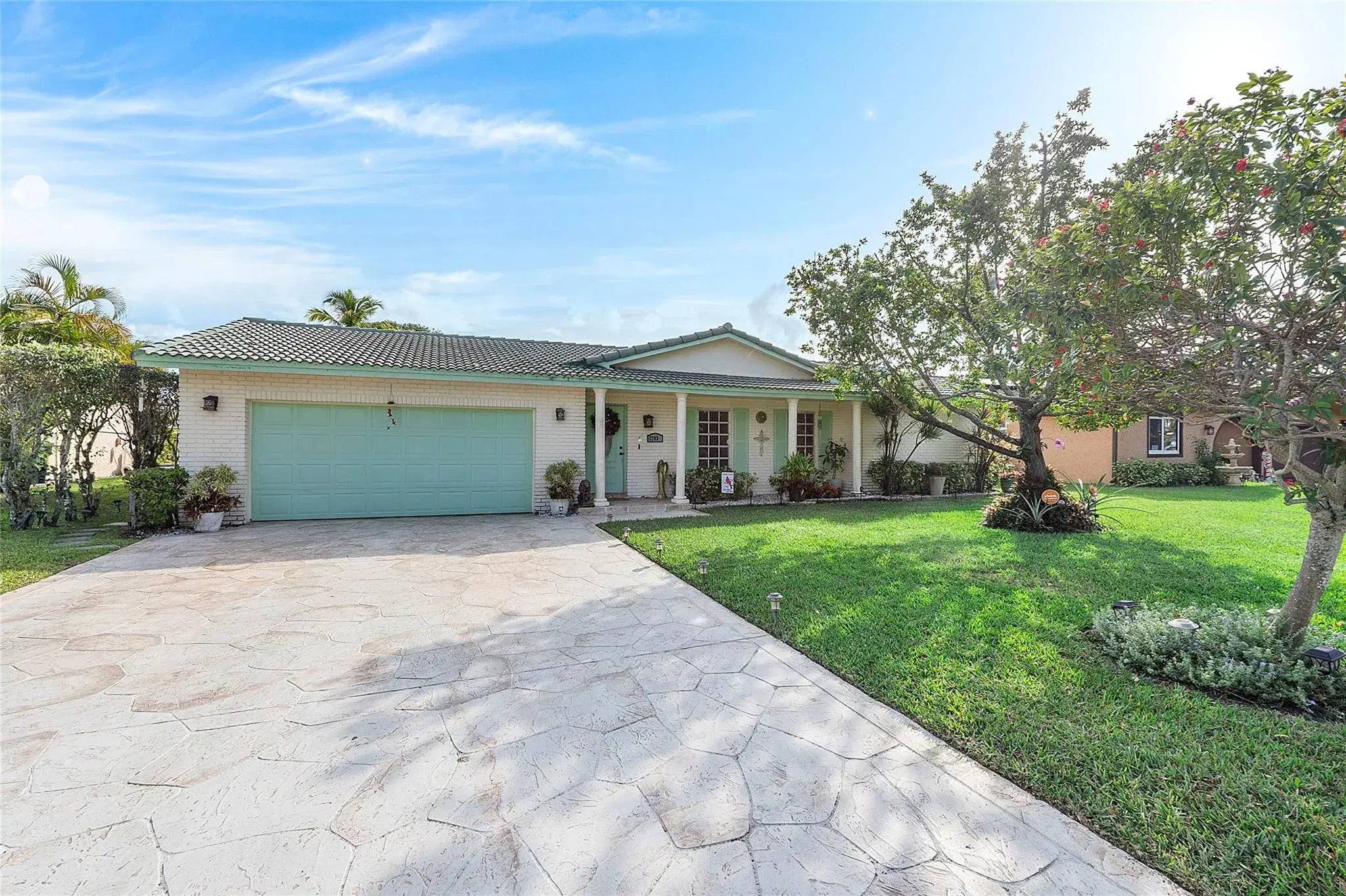 Picture of 2703 NW 119Th Ter, Coral Springs, FL 33065