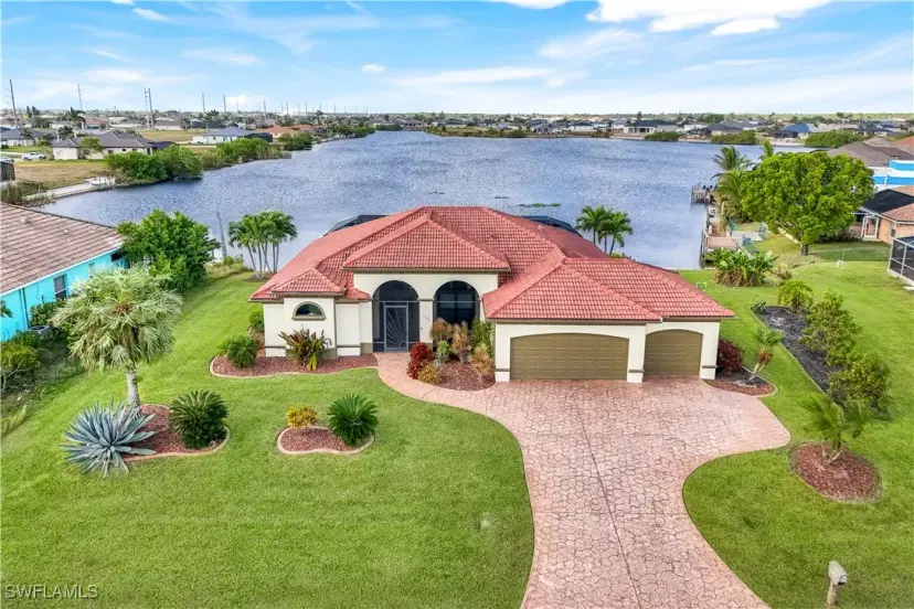 Picture of 2504 NW 3Rd Pl, Cape Coral FL 33993