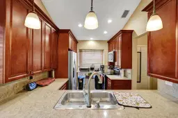 Picture of 88 Via De Casas Norte, Boynton Beach, FL 33426