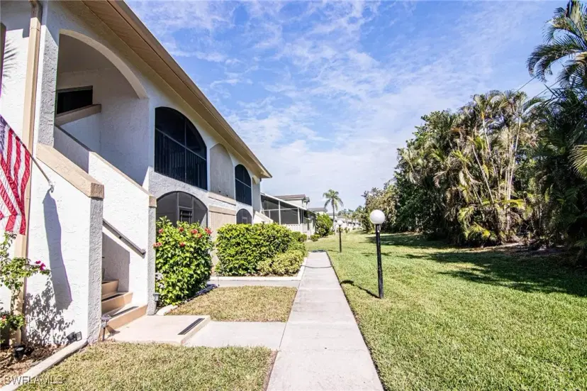 Picture of 13199 Whitehaven Ln 1805, Fort Myers FL 33966