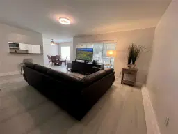 Picture of 2400 NW 33Rd St 1108, Oakland Park, FL 33309