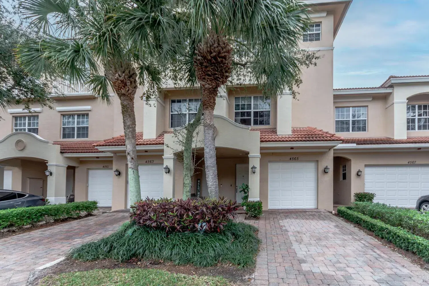 Picture of 4565 Artesa Way S, Palm Beach Gardens, FL 33418