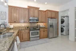 Picture of 4565 Artesa Way S, Palm Beach Gardens, FL 33418