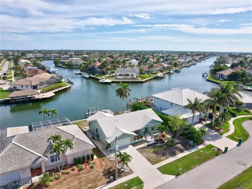 Picture of 61 Hickory Ct, Marco Island FL 34145