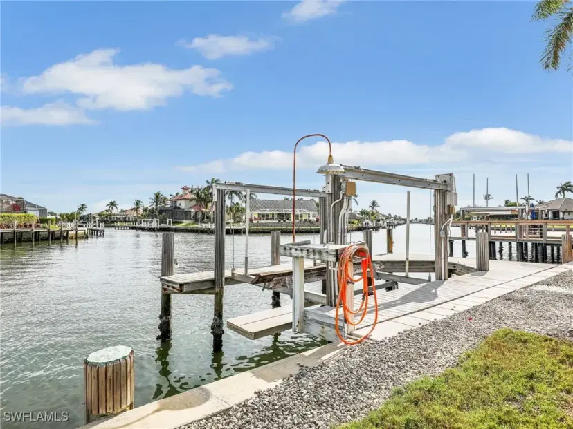 Picture of 61 Hickory Ct, Marco Island FL 34145