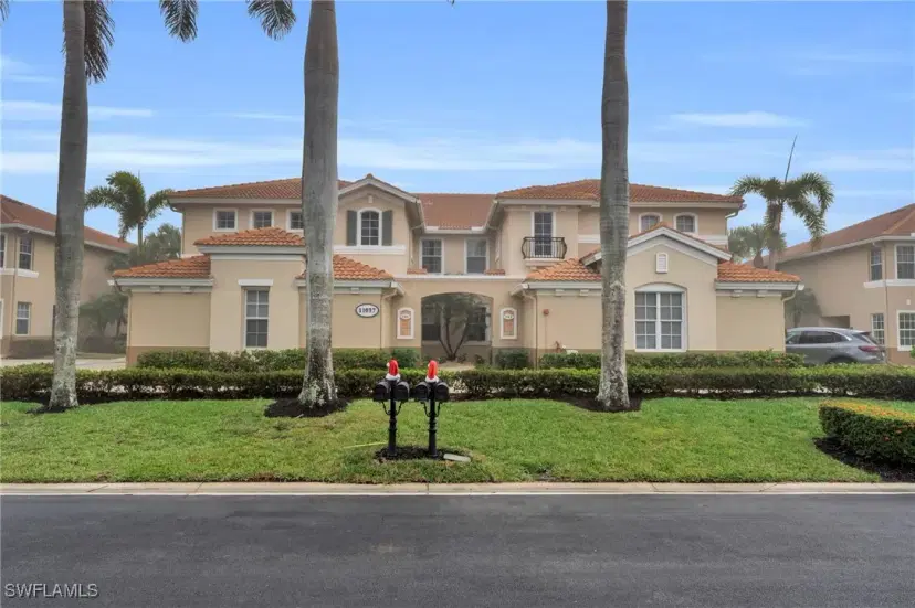 Picture of 11037 Harbour Yacht CT 201, Fort Myers FL 33908
