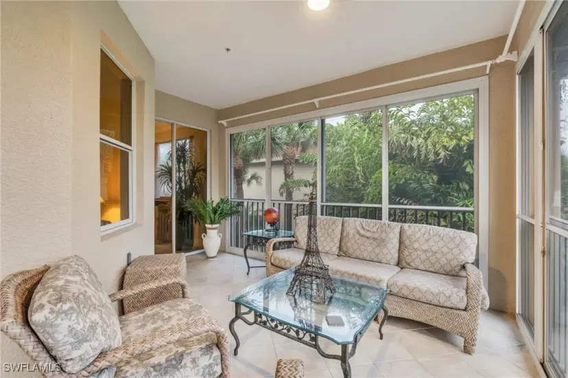 Picture of 11037 Harbour Yacht CT 201, Fort Myers FL 33908