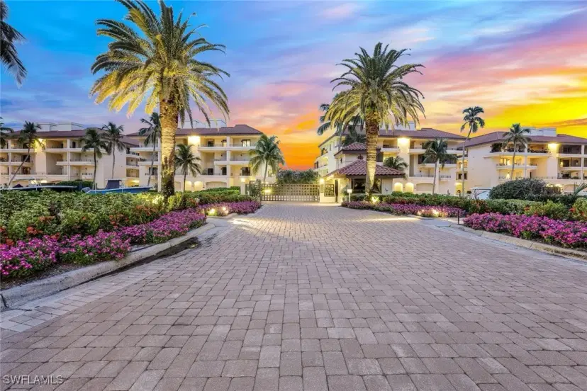 Picture of 4400 Gulf Shore Blvd N 4-405, Naples FL 34103