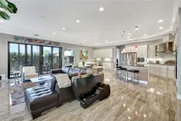 Picture of 2431 Breakwater Way 10-101, Naples, FL 34112