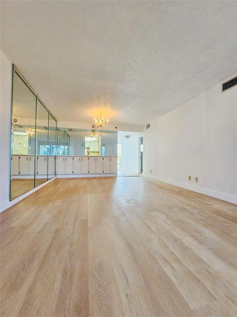 Picture of 8980 S Hollybrook Blvd 104, Pembroke Pines FL 33025