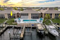 Picture of 4023 SE 19Th Pl 107, Cape Coral, FL 33904