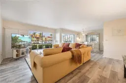 Picture of 4023 SE 19Th Pl 107, Cape Coral, FL 33904