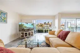 Picture of 4023 SE 19Th Pl 107, Cape Coral, FL 33904
